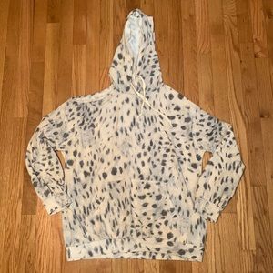 Cut out shoulder hoodie